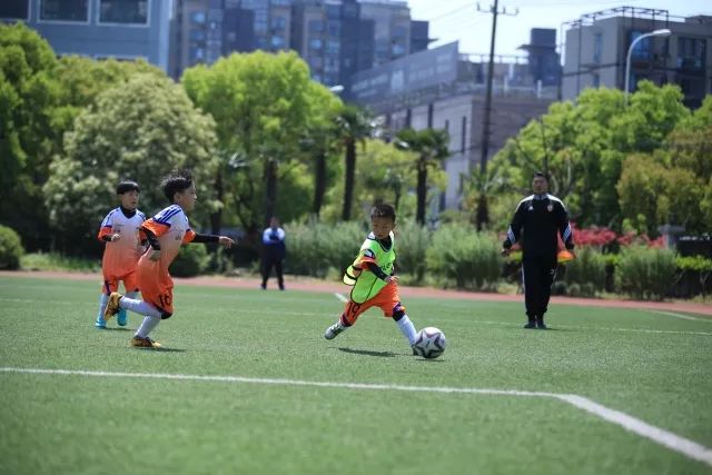 热刺有意什克，他可以替代范德文或者罗梅罗